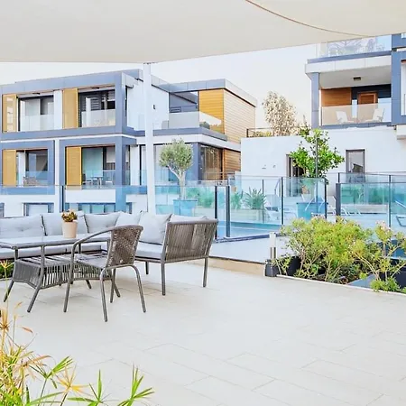 Apartment Luxury In Marina With Pool *
