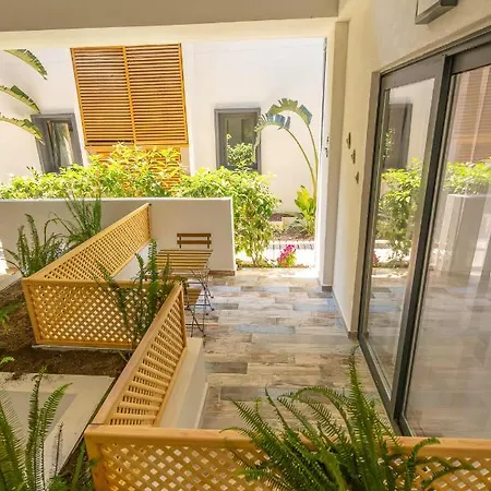 Luxury In Marina With Pool Apartment *